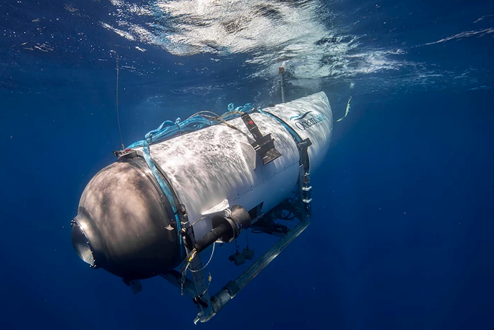 Đồ họa minh họa vụ nổ nén Titan