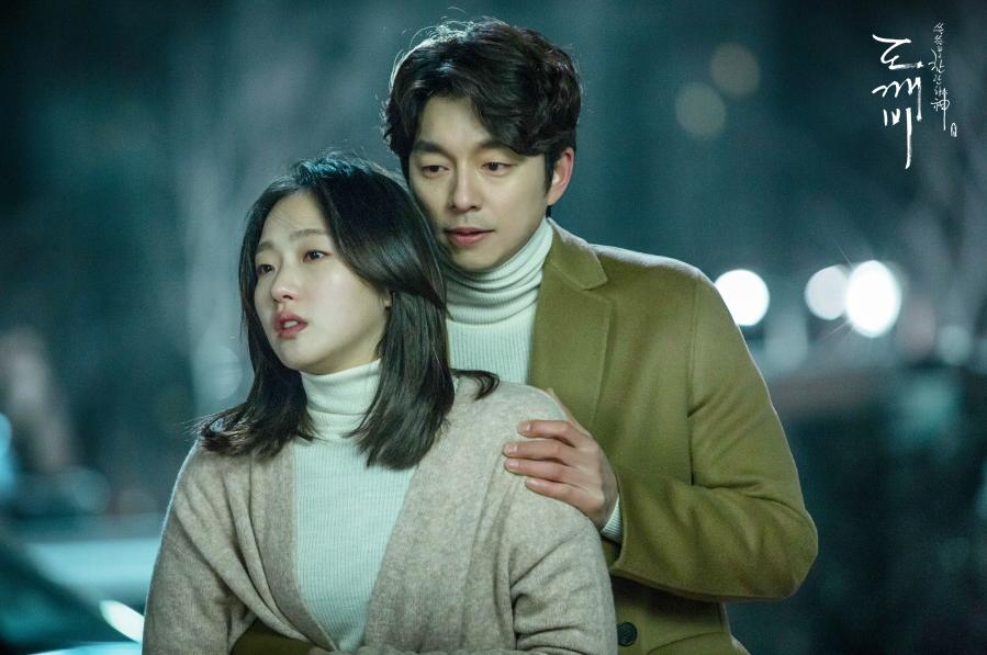 Biên kịch Kim Eun Sook phải “đe dọa" Gong Yoo để anh đóng phim Goblin