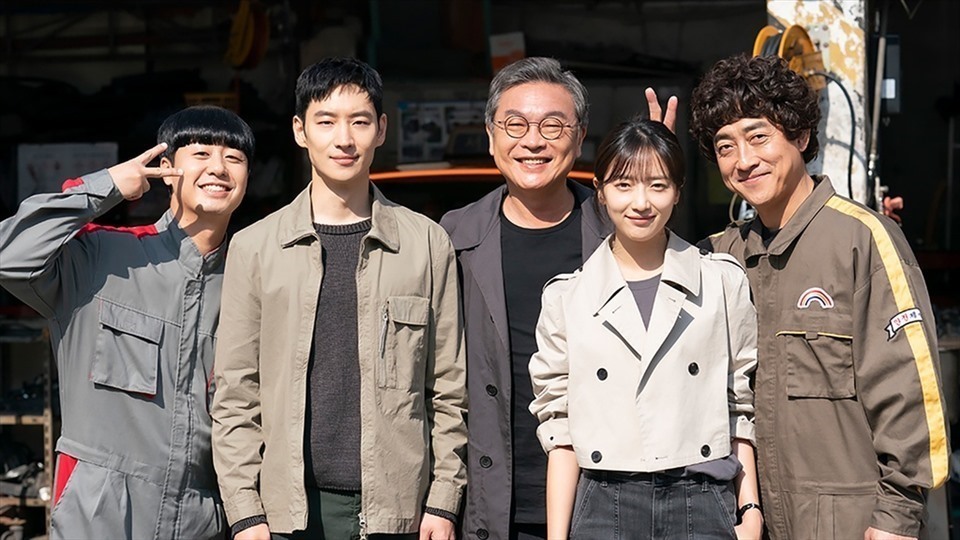 Taxi Driver 2” của Lee Je Hoon đánh bại “The Glory” của Song Hye Kyo