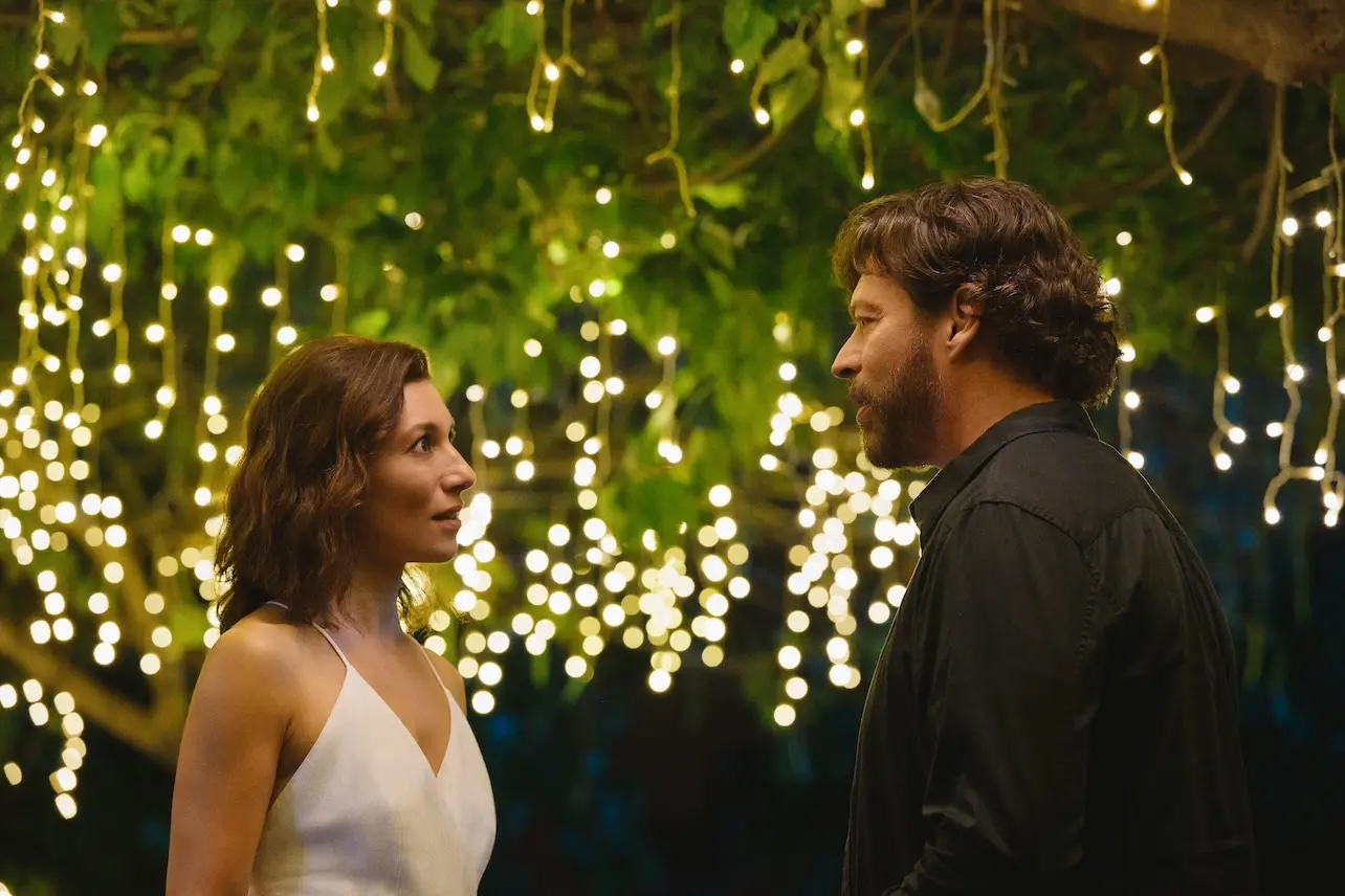 Find Me Falling: Phim ngôn tình top 1 toàn cầu