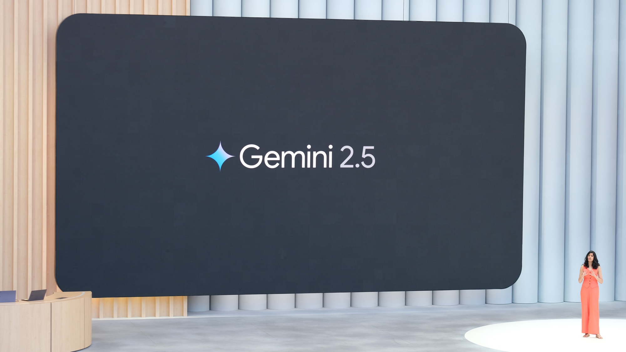 Gemini 2.5 tiết kiệm chi phí doanh nghiệp